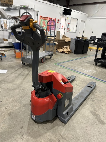 4400LB CAPACITY ELECTRIC PALLET JACK