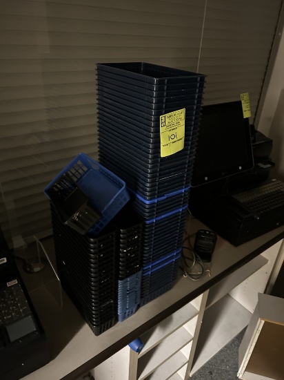 GROUP OF ORGANIZING BASKETS IN PHARMACY