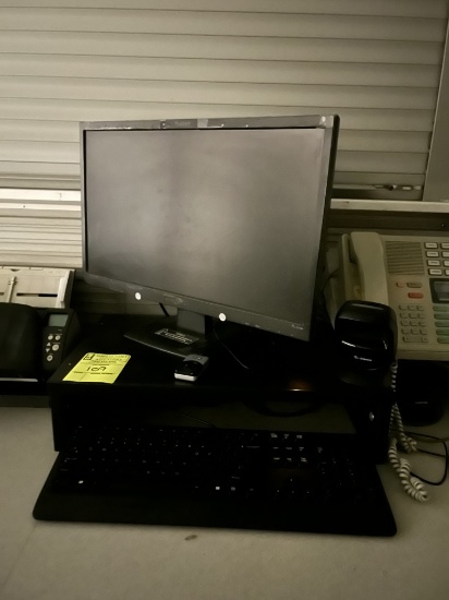 THIN CLIENT PC W/ PLANAR MONITOR, KEYBOARD, MOUSE, BARCODE SCANNER