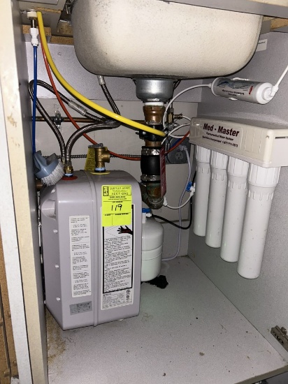 EEMAX 2.5 GALLON ELECTRIC WATER HEATER W/ MED MASTER