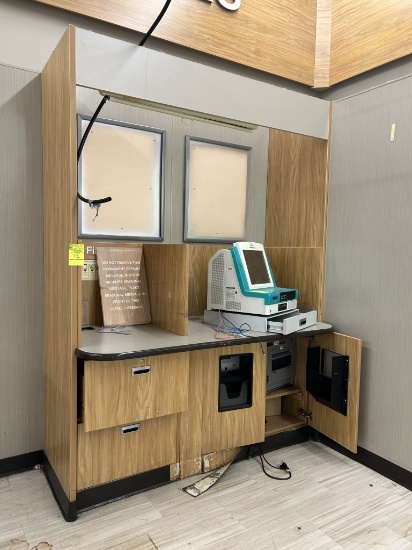PHOTO CENTER WORKSTATION