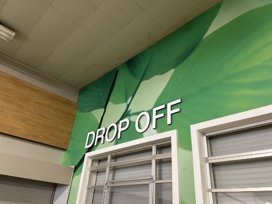 DROP OFF WALL LETTERING