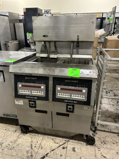 HENNY PENNY COMPUTRON 8000 NATURAL GAS TWO WELL DEEP FRYER