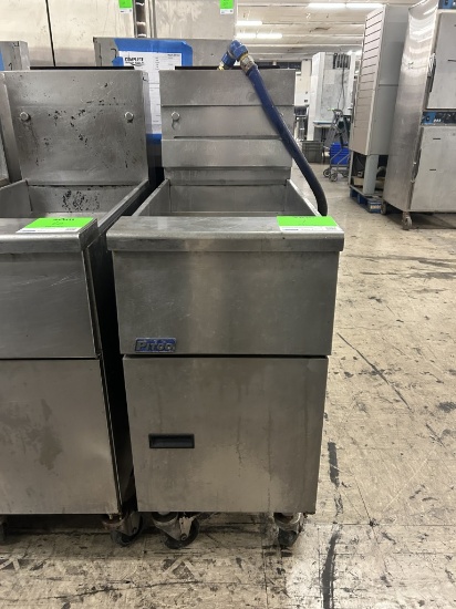 PITCO NATURAL GAS FRYER