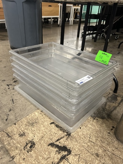 RUBBERMAID 8.5 GALLON STORAGE CONTAINERS