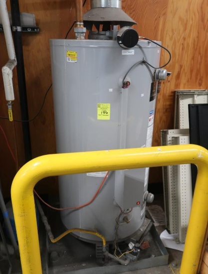 State commercial hot water heater, 118 gal