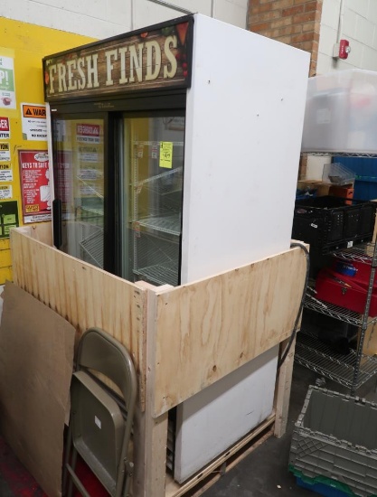 True 2-sliding glass door merchandiser