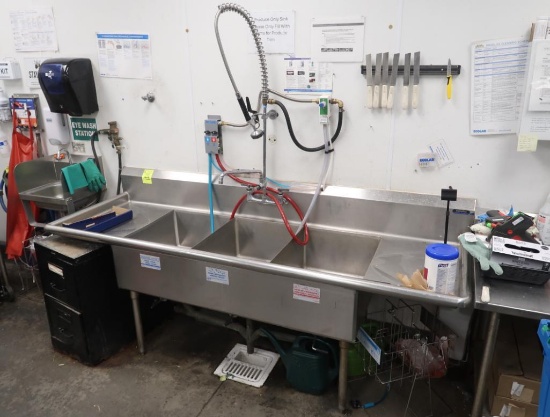3-comp sink w/ R & L drainboards & pre-wash sprayer
