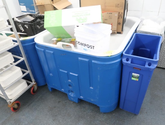 plastic tub w/ insert