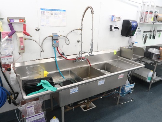 3-comp sink w/ R & L drainboards & pre-wash sprayer