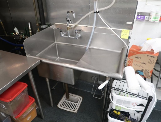 single compartment sink w/ R drainboard & L splash shield