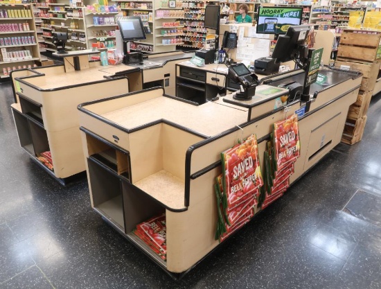 Killion U-shaped checkstands w/ ~4' infeed belts