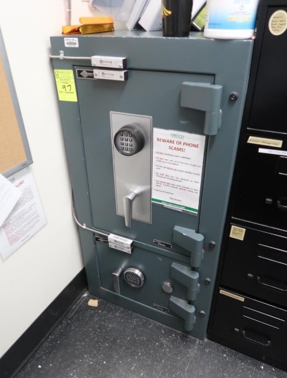 Amsec 2-door safe w/ digital keypads, includes combinations