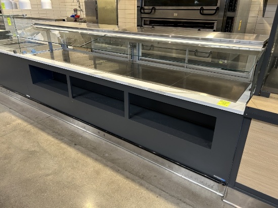 2019 Hill Phoenix 10ft Hot Food Service Counter