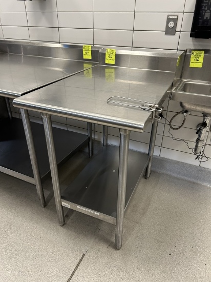 24IN X 36IN STAINLESS STEEL TABLE