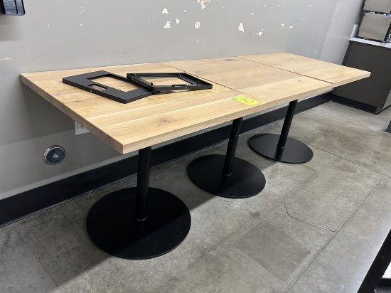 30IN X 30IN CAFÉ TABLES