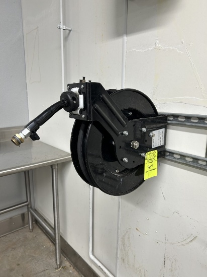 EQUIP HEAVY DUTY HOSE W/ WALL MOUNT REEL