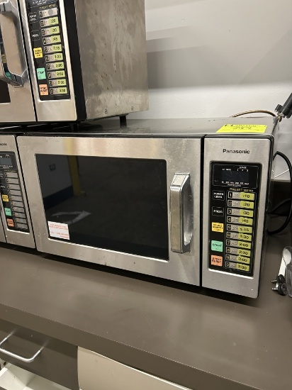 PANASONIC COMMERCIAL MICROWAVE