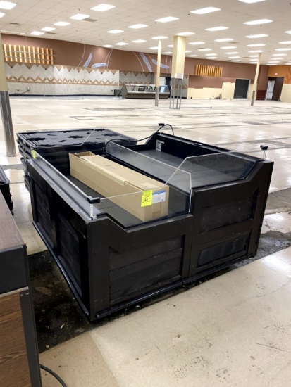Jsi Store Fixtures Berry Case