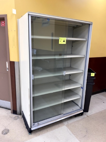ENCLOSED 4FT RUN OF SHELVING