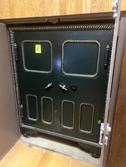 Unmarked Two Door Vintage Safe Without Combo