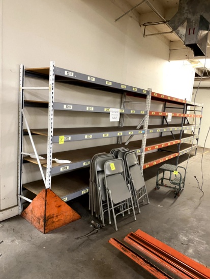 Three Sections Of Widespan Racking