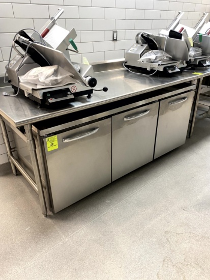 CONTINENTAL UNDER COUNTER COOLER