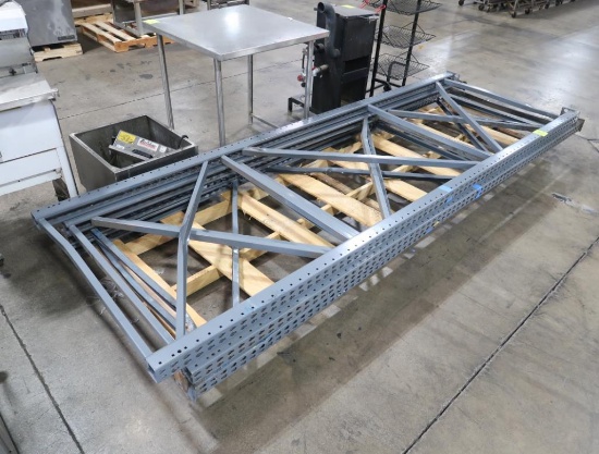 pallet rack uprights