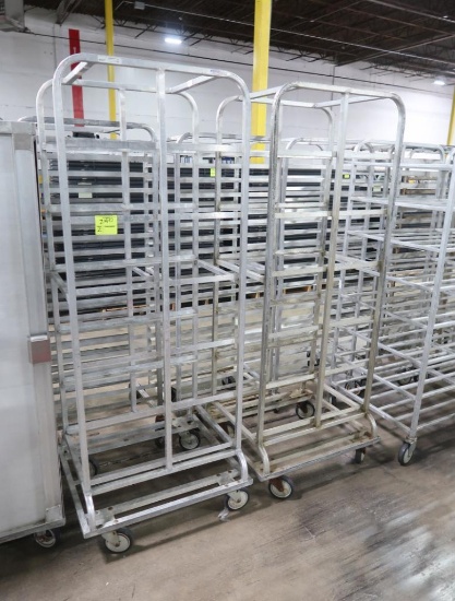 aluminum sheet pan racks with space for bottom tray