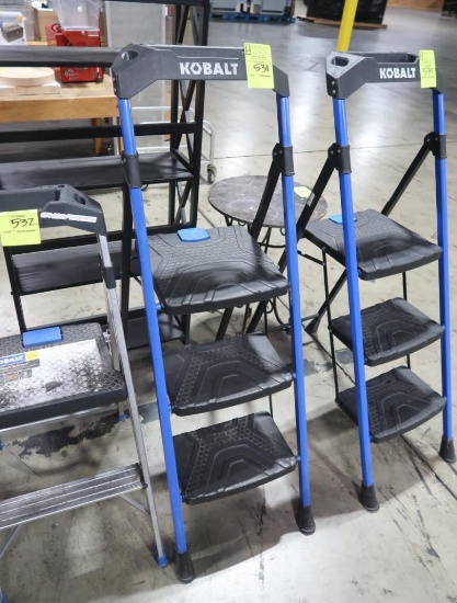 Kobalt 3-step stool