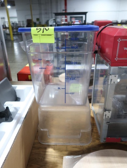 2) plastic tubs