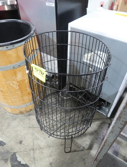 round wire basket merchandiser
