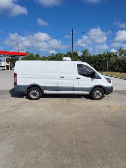 2017 Ford Transit van