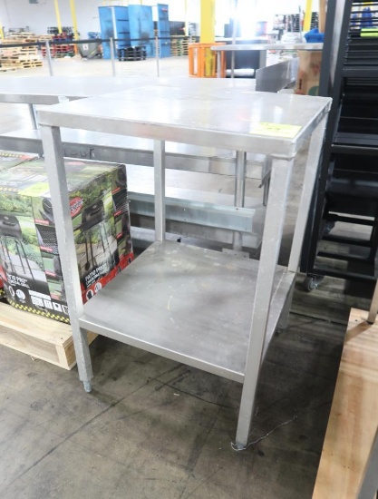 aluminum table w/ undershelf
