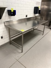 STAINLESS STEEL TABLE