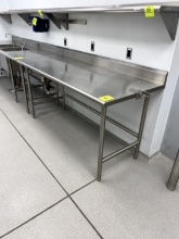STAINLESS STEEL TABLE