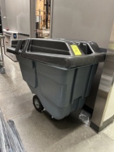 RUBBERMAID PLASTIC TRASH HOPPER W/ LID