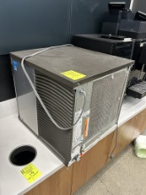 MANITOWOC SELF CONTAINED ICE MAKER