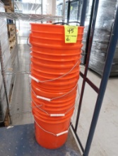 5 gallon buckets w/ extension cord