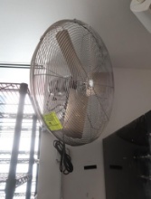 TPI Industrial fan, wall, mounted, 30"