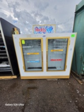 LEER 2 DOOR ICE MERCHANDISER