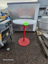 ROUND HIGHTOP TABLE