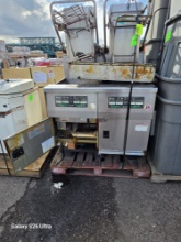 PITCO ELECTRIC DOUBLE FRYER