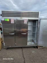 TRAULSEN TRIPLE DOOR COOLER