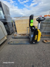 YALE ELECTRIC PALLET JACK