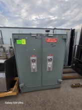 AMSEC DOUBLE DOOR SAFE