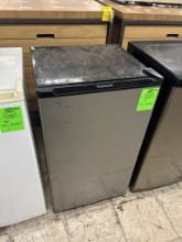 FRIGIDAIRE FREE STANDING HOUSEHOLD REFRIGERATOR