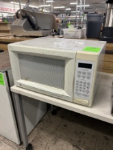 GENERAL ELECTRIC HOUSEHOLD MICROWAVE