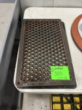 RATIONAL CAST-IRON DIAMOND CROSS AND STRIPE GRILL GRATES