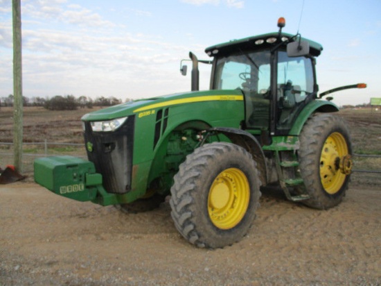 2011 John Deere 8235R MFWD Tractor